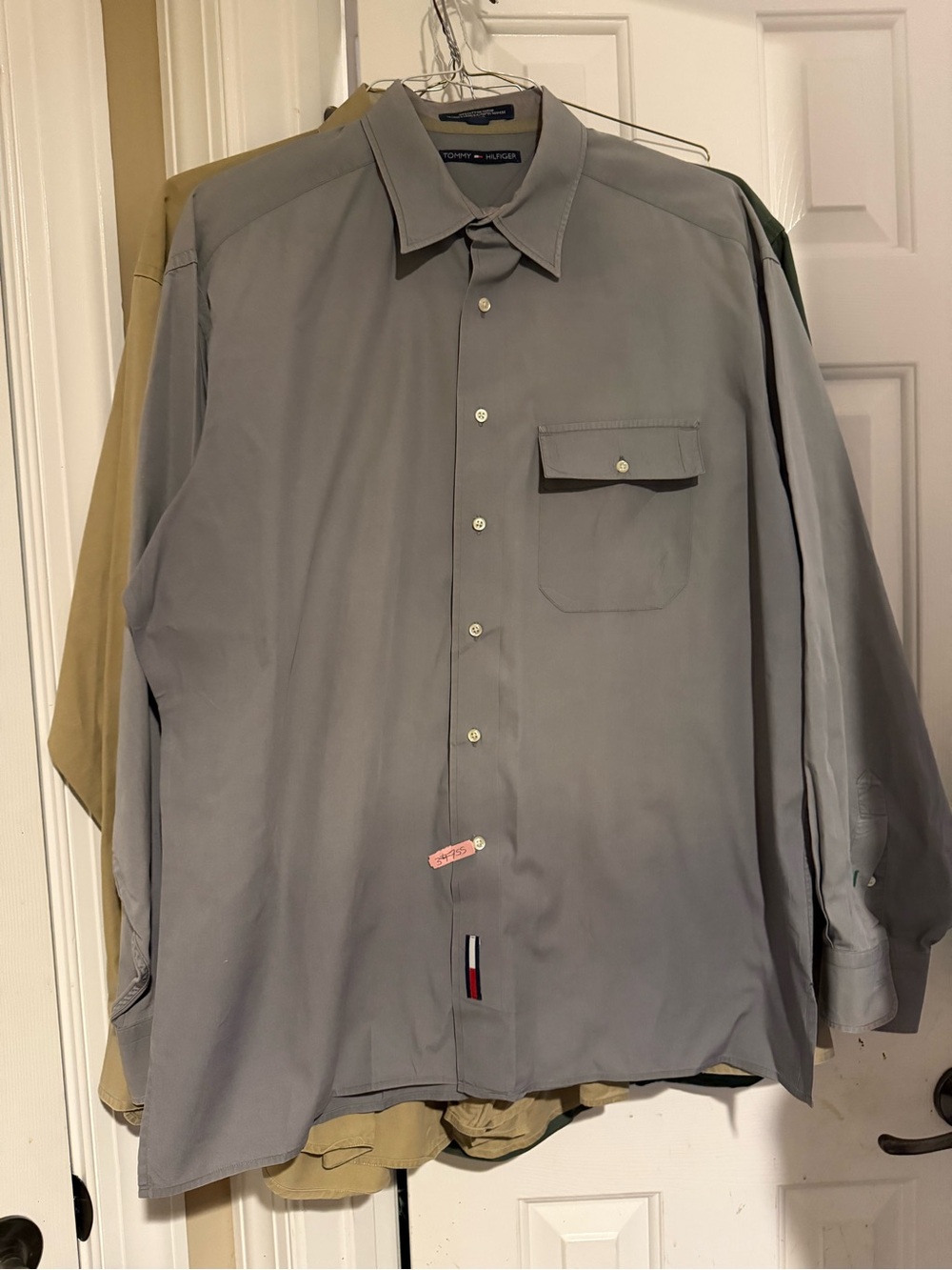 Tommy Hilfiger Men's Light Gray Button-Up Dress Shirt